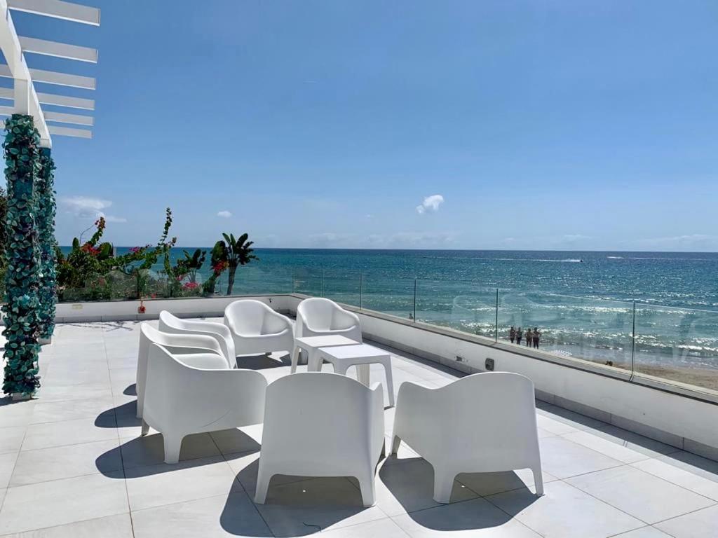 Сasa de vacaciones Beachfront House Marbella